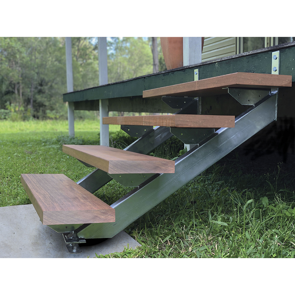 Kwila / Merbau External Tread